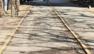 Biciklistička staza na Prozivci u veoma lošem stanju