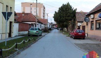 Jednosmerna ulica Jo Lajoša (ne poštuju se saobraćajni znakovi)