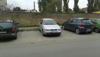 Parkiranje kod bolnice