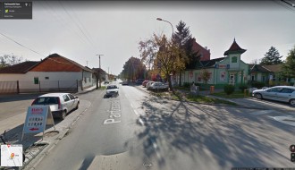 Okupljanje alkoholičara ispred diskonta pića u ulici Partizanskih baza