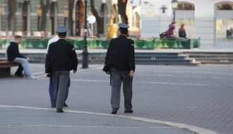 Komunalna policija okreće glavu...