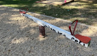 Održavanje i zaštita dečijeg igrališta u Malom Bajmoku