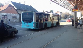 Potrebna signalizacija da li su putnici u autobusu pritisnuli taster za zvono