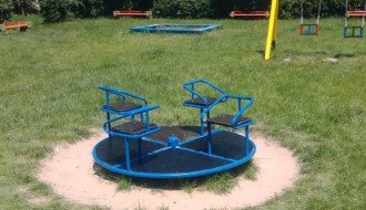 Nedavno renoviran park u Kerskom naselju ponovo uništen