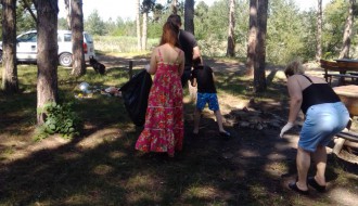 Razbacivanje đubreta na Majdanu