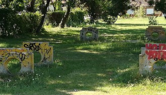 Potrebno održavanje parka u Leskovačkoj ulici