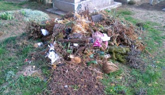 (Ne)održavanje Bajskog groblja od strane JKP "Pogrebno"