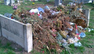 (Ne)održavanje Bajskog groblja od strane JKP "Pogrebno"
