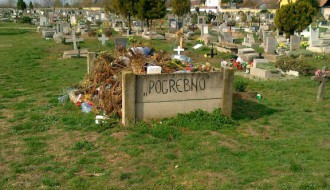 (Ne)održavanje Bajskog groblja od strane JKP "Pogrebno"