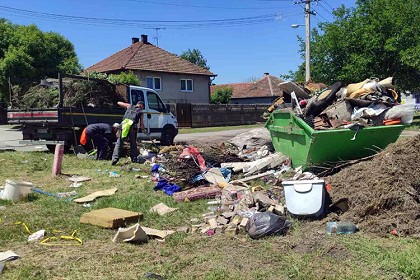 Završena jesenja akcija odvoženja kabastog otpada - prikupljeno 1.018 tona