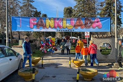 Tavankut mirisao na fanke: više od 7.000 krofni na četvrtoj Fankijadi