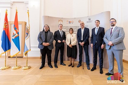 Otvorena zgrada Narodnog pozorišta - večeras premijera predstave "Sabirni centar"