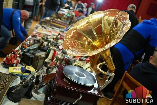 Na 86. Međunarodnom susretu kolekcionara učestvovalo više od 70 izlagača