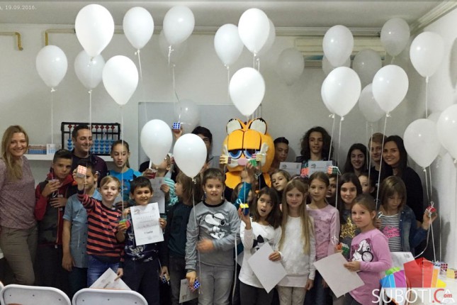 Svečana dodela diploma polaznicima kursa Mentalne aritmetike SuanPan