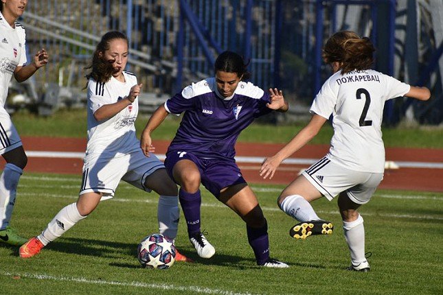 Fudbal: "Golubice" četrnaest puta tresle mrežu protivnica