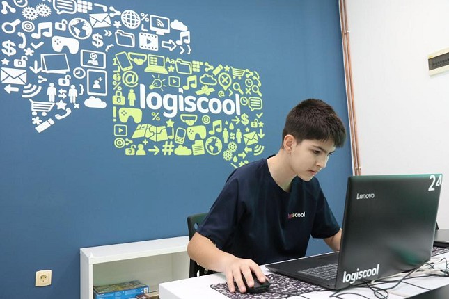 Mihajlo Šulić - svestrani mladi programer Edukativnog centra "Th!nk"