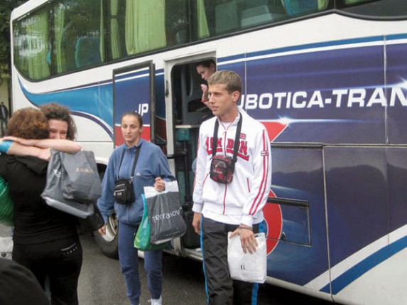 Ko će maturantima nadoknaditi štetu