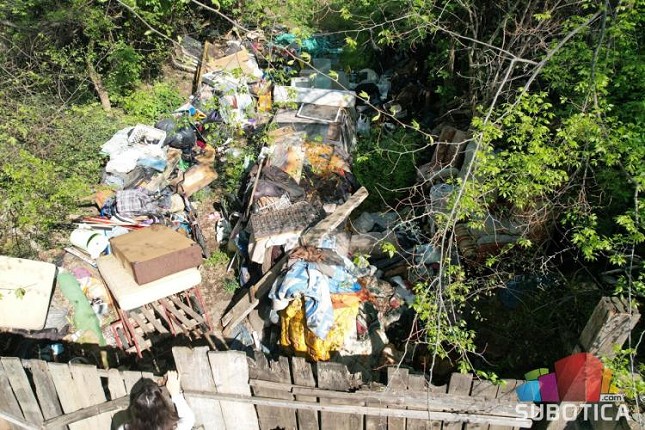 Deponija na privatnom placu u Ilirskoj ulici - (ne)rešiv problem star dvadeset godina