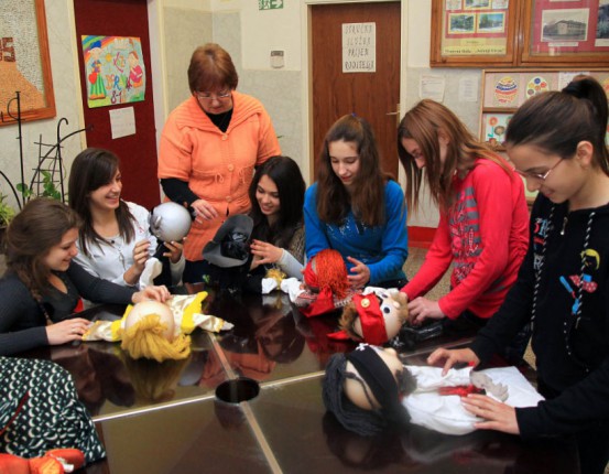 Izložbe lutaka na Festivalu pozorišta za decu