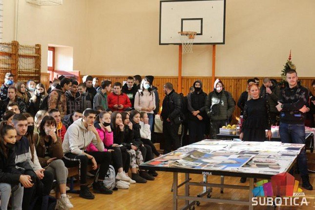 Održana tradicionalna akcija "Filantropija u muzici i slici" u Politehničkoj školi