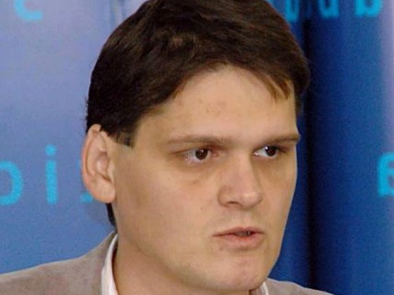 Silard Almaši od sada nezavisni odbornik