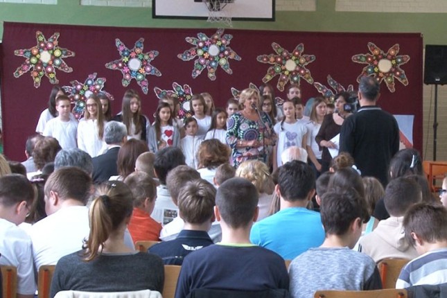 OŠ "Jovan Mikić" obeležila Dan škole