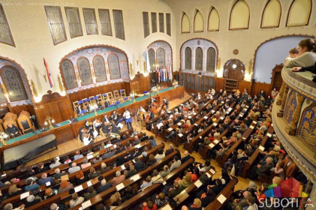 Maturski koncert učenika Muzičke škole večeras u Velikoj većnici