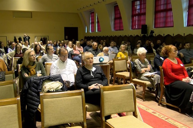 Više od 250 neurologa iz Srbije i regiona na dvodnevnom skupu na Paliću