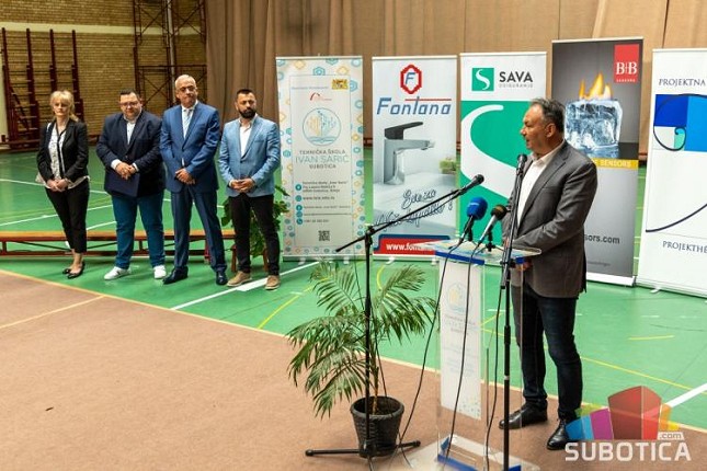 Projektna nedelja -  predstavljeno više od 70 učeničkih projekata