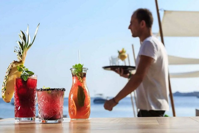 Sezonski poslovi u inostranstvu za srednjoškolce i studente sve traženiji