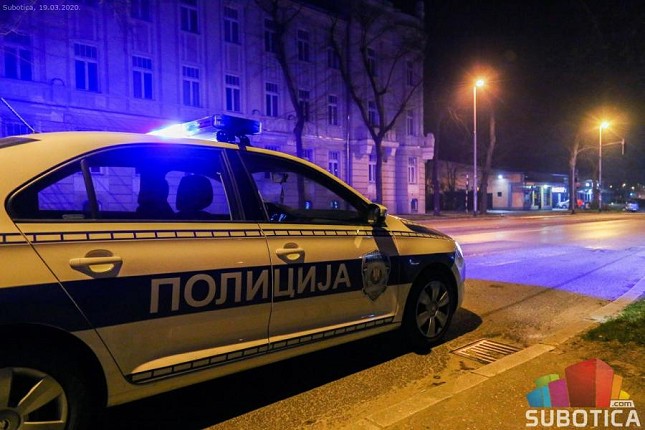 Bez vozačke dozvole i teško pijan, upravljao neregistrovanim vozilom