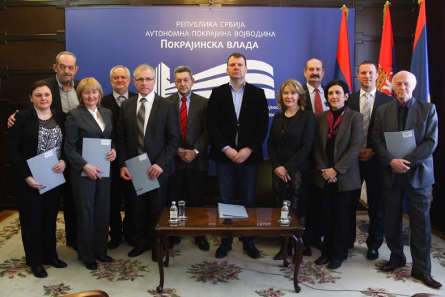 Dodeljeni ugovori o sufinansiranju medija manjina iz pokrajinskog budžeta