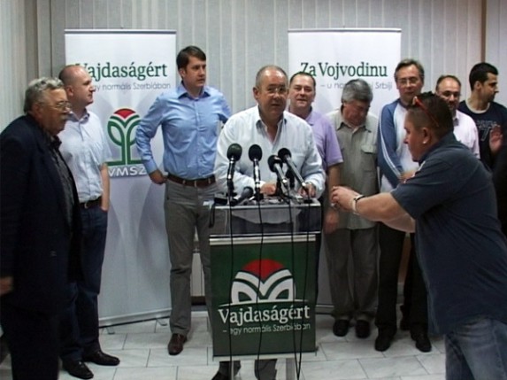 Pastor: Držaću se dogovora sa DS-om