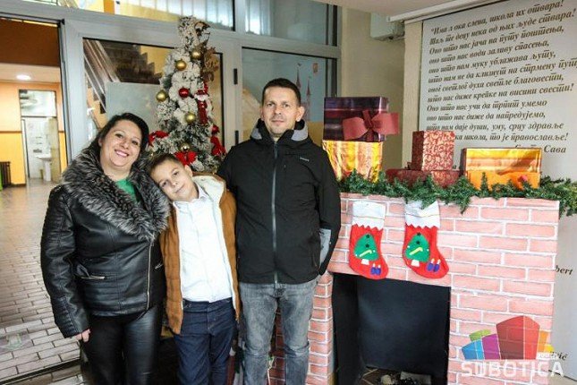 Od kuće do škole preko mađarske granice