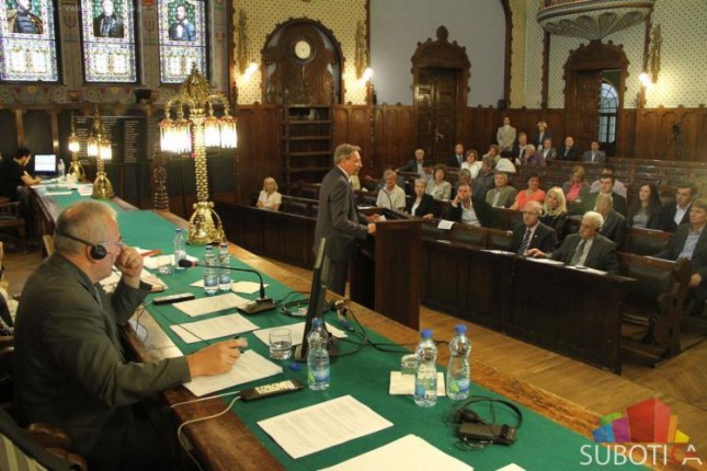 Konsolidovani račun uzburkao Skupštinu