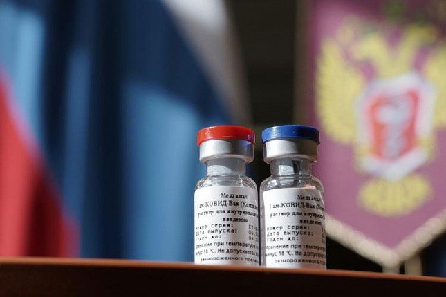 Stigla ruska vakcina, zdravstveni radnici iz okruga se vakcinišu u Subotici