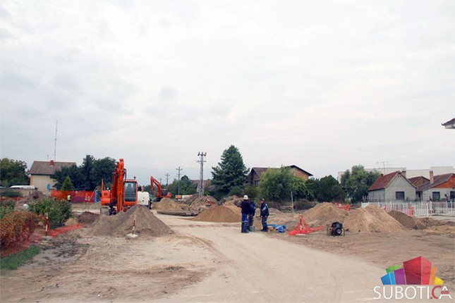 Radovi na asfaltiranju ulica