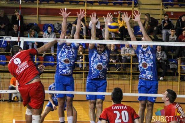 Odbojkaši Spartaka maksimalni protiv Borca