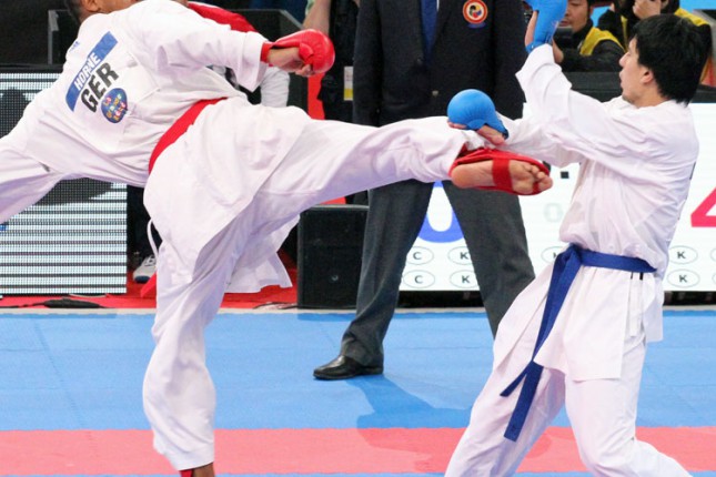 Osam medalja karatisti Enpija na startu sezone