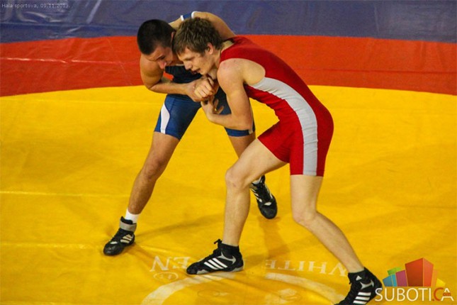 Tri medalje rvača Spartaka na Kupu Srbije za juniore