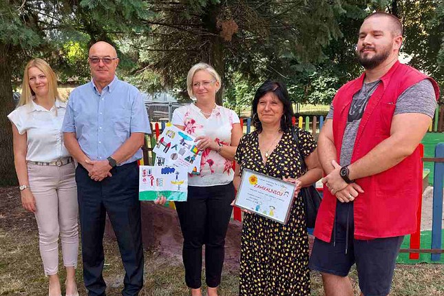 Da deca nauče da naprave sopstvene kule od peska - vrtić u Tavakutu dobio jasleni kutak