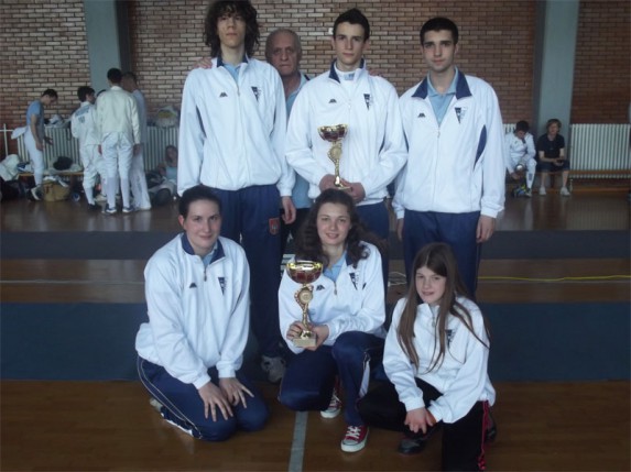 Mačevaoci Spartaka šampioni Srbije u obe konkurencije