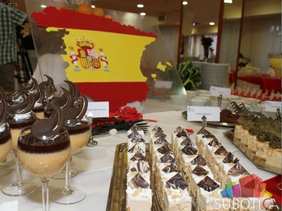Održano veče španske kuhinje u hotelu Galerija