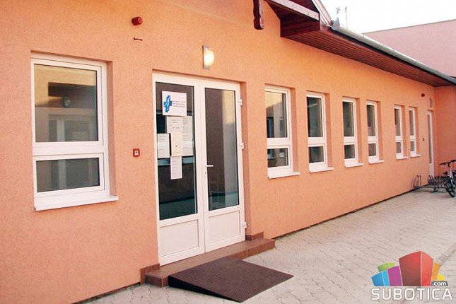 Zorka bez ambulante i apoteke, građani nezadovoljni