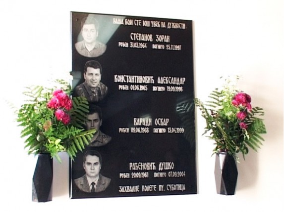 Otkrivena spomen ploča policajcima koji su život dali na dužnosti