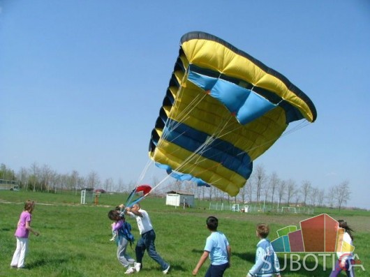 Prve laste na aerodromu Subotica