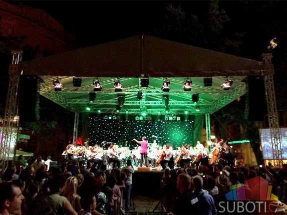 Veče izložbi i muzičkih dešavanja