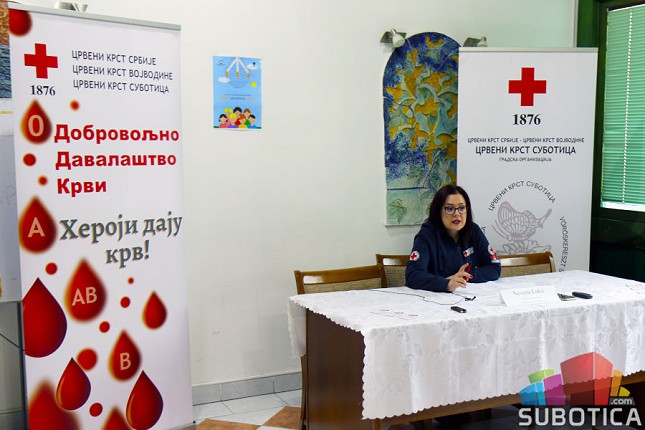 Akcija dobrovoljnog davanja krvi "Pokloni život" u subotu u Crvenom krstu