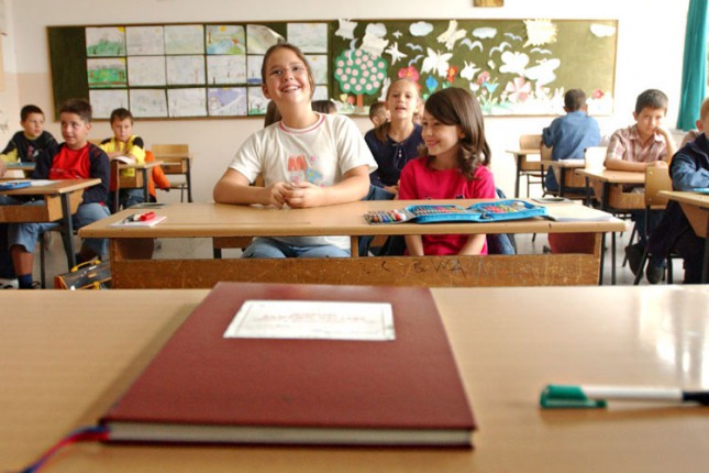 Sutra štrajk upozorenja prosvetara