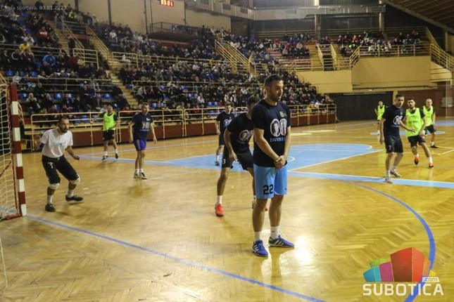 Mali fudbal: Odigrana grupna faza Novogodišnjeg turnira, mečevi osmine finala za vikend